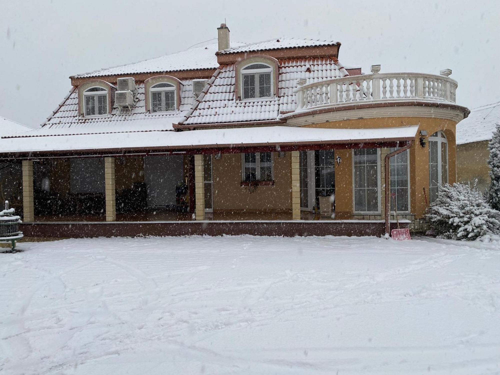 Ambrózia Guesthouse Nagykanizsa Exterior foto