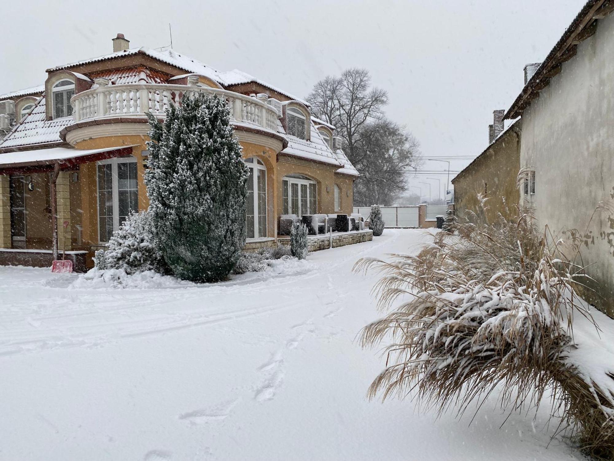 Ambrózia Guesthouse Nagykanizsa Exterior foto