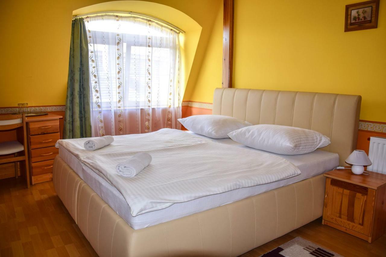 Ambrózia Guesthouse Nagykanizsa Exterior foto